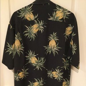 Tommy Bahama Men’s Aloha Shirt, Size M